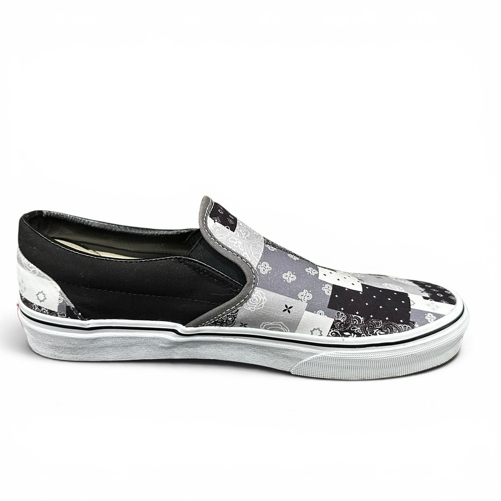 Vans Slip Ons Black & White Patchwork Bandana Shoes - Mens 9.5 / Womens 11 - EUC - Picture 7 of 8